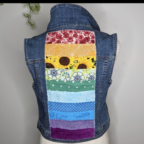 A New Chicken - Picture 4 of 16